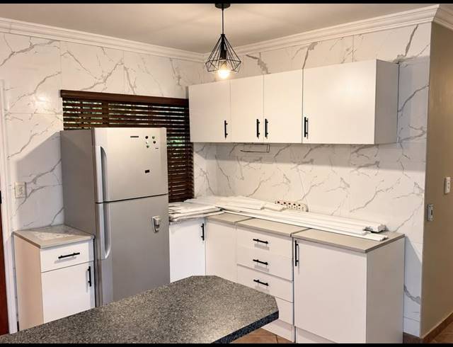 3 BEDROOM TOWNHOUSE FOR SALE IN AMBERFIELD